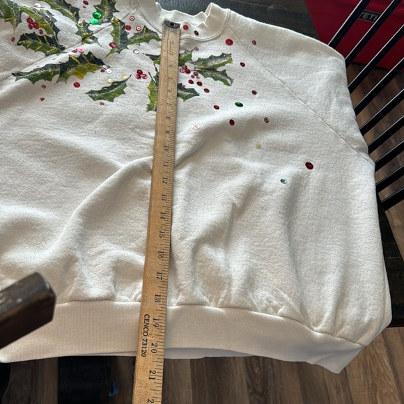 Unique Hand-Painted Vintage Ugly Christmas Sweater mistletoe sequence size Large - Picture 12 of 13